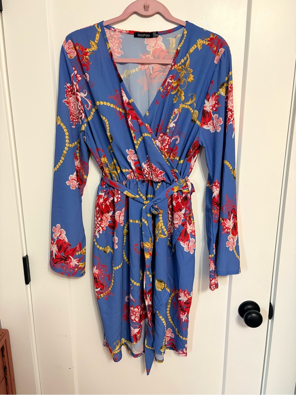 Boohoo Plus Royal Blue Floral Chain-Print Wrap Dress